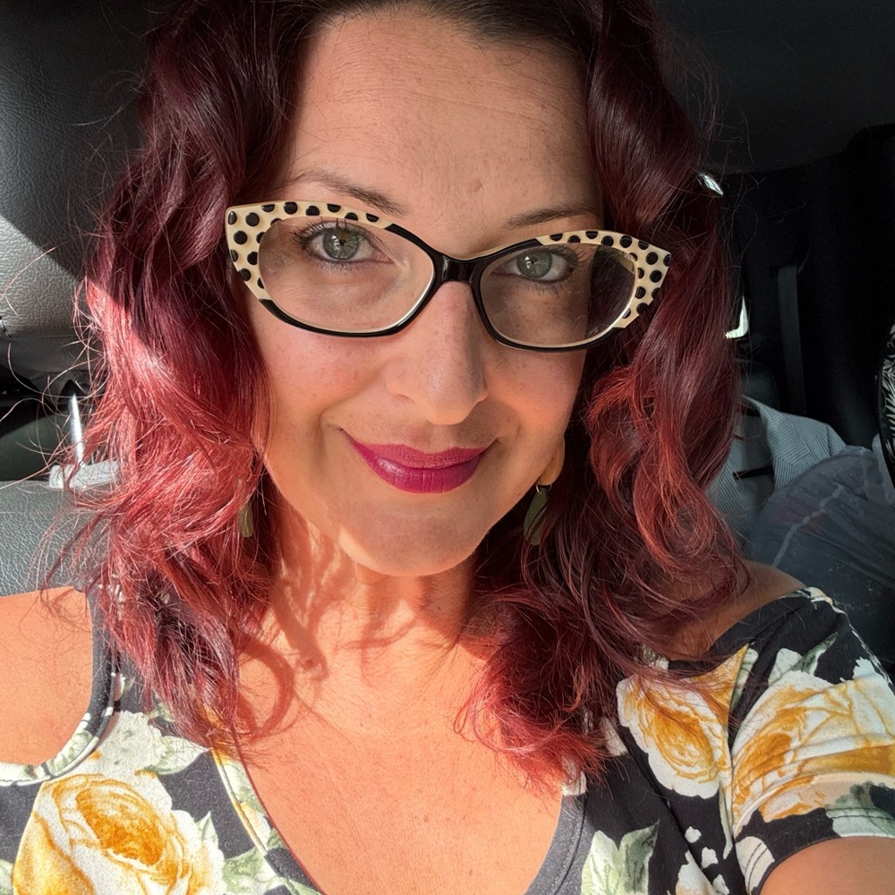 Meet your Posher, Emma